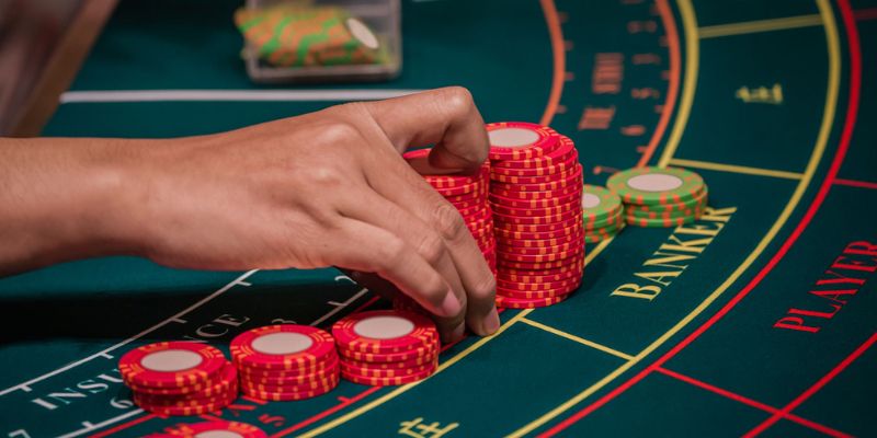 Baccarat là gì và vì sao được yêu thích tại Lucky88?